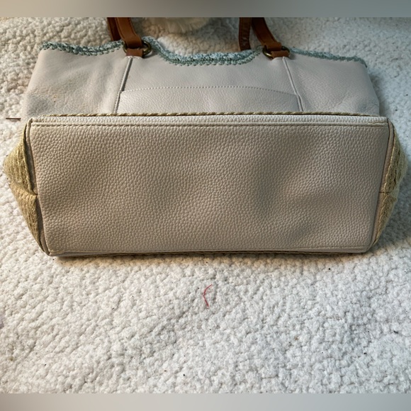 The Sak Vintage Cream and Tan Tote with Brown Handles and Tassels - Picture 6 of 16